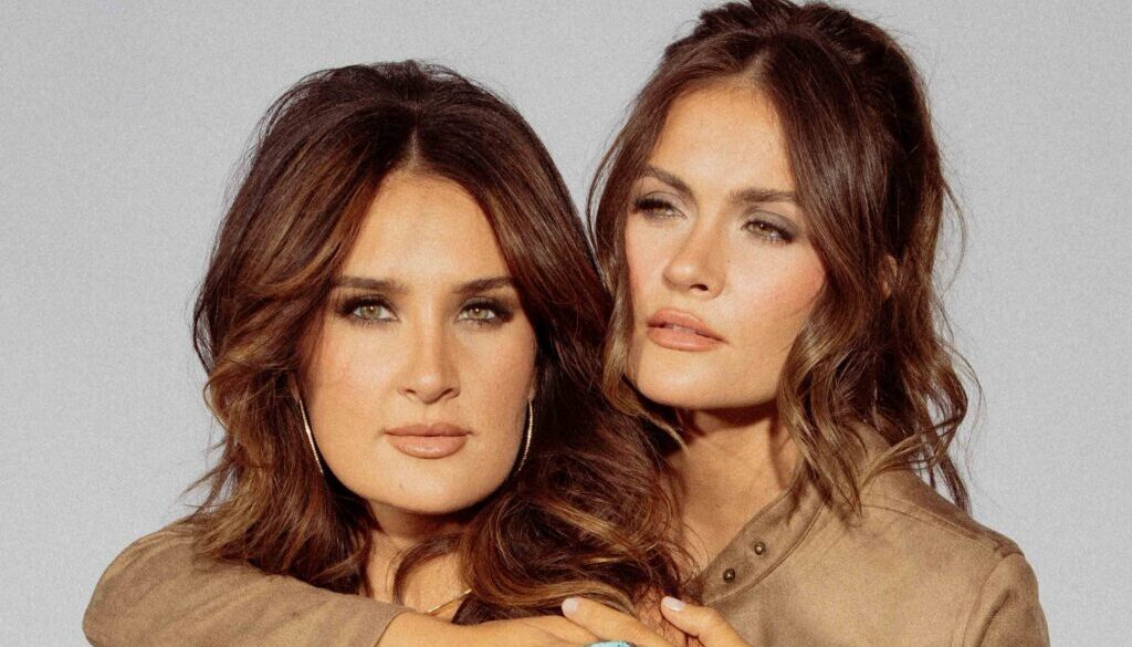 68faab1a67382682422e2332_Presley and Taylor Act My Age Album 4 2